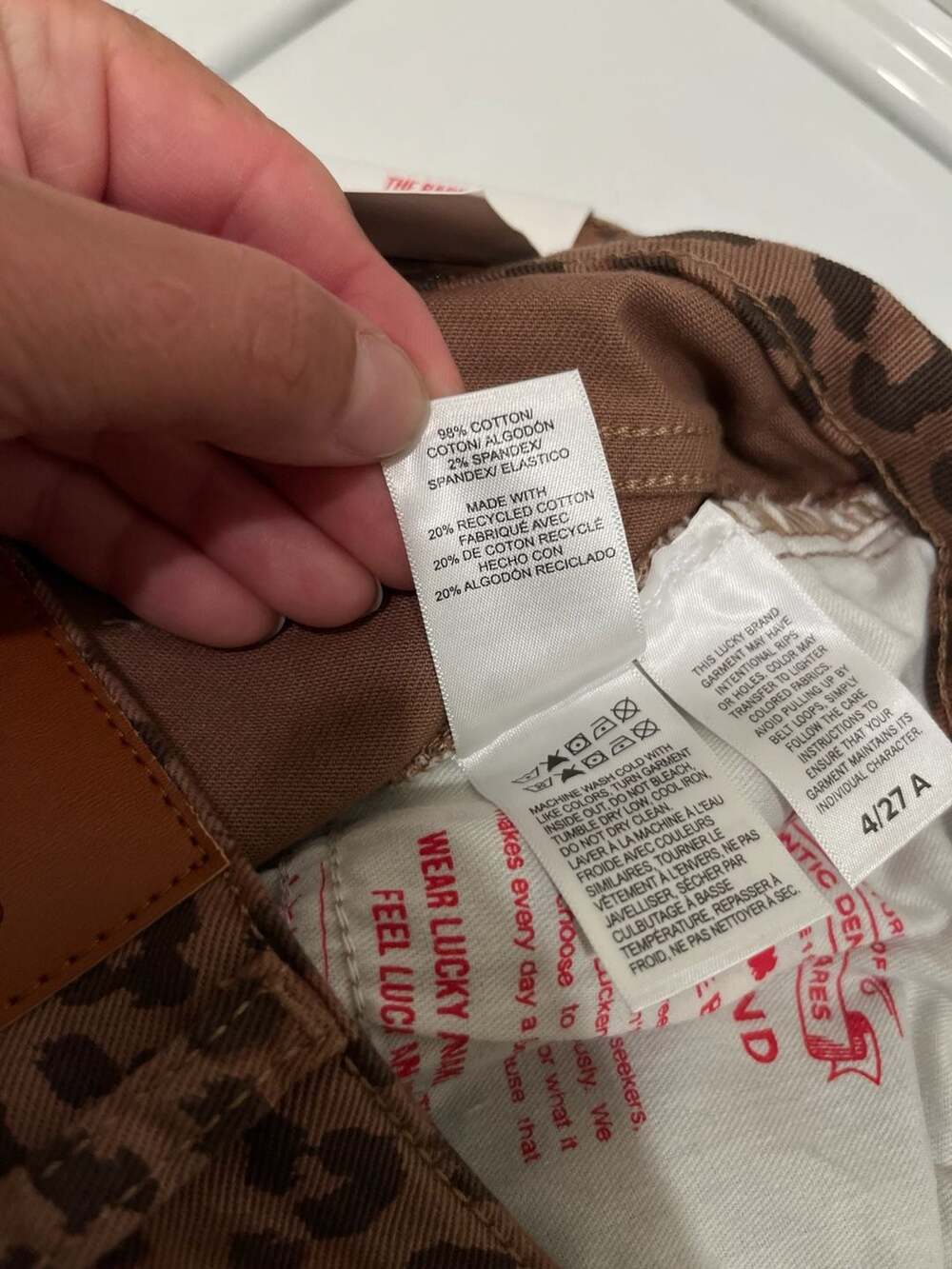 Lucky Brand The Baggy Leopard Print Jeans - Picture 10 of 10